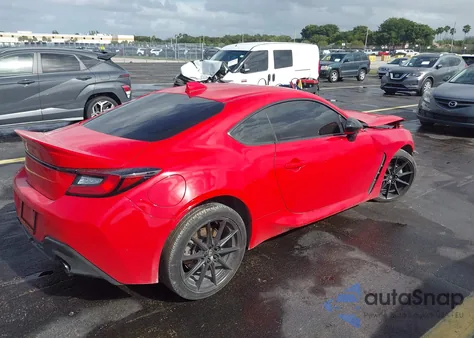 2023 Toyota Gr86 Premium z USA, uszkodzony, nr VIN JF1ZNBE16P9751363